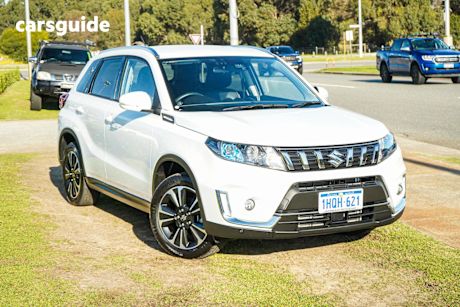 White 2022 Suzuki Vitara Wagon Turbo