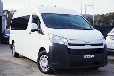 White 2019 Toyota HiAce Bus Commuter (12 Seats)