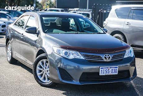 Grey 2014 Toyota Camry Sedan Altise