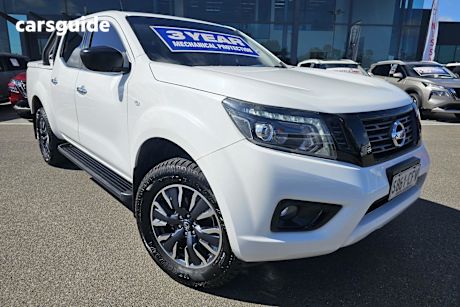 White 2020 Nissan Navara Ute Tray ST R