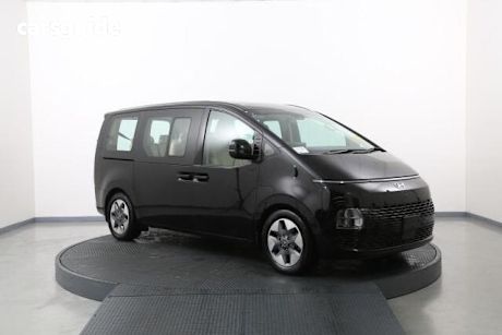 Black 2021 Hyundai Staria Wagon Highlander