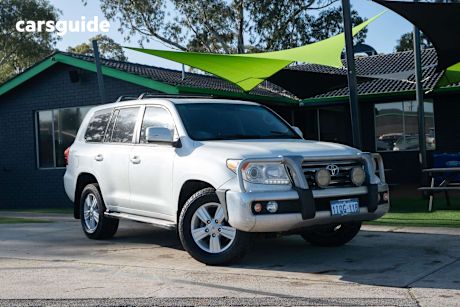 White 2013 Toyota Landcruiser Wagon Vx (4X4)
