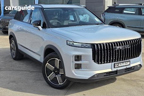 Silver 2025 Jaecoo J7 SUV SHS SUMMIT F