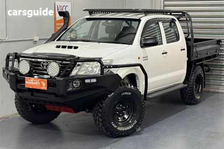 White 2014 Toyota Hilux Ute Tray SR 4X4
