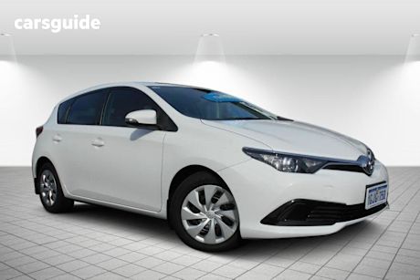 White 2017 Toyota Corolla Hatchback Ascent