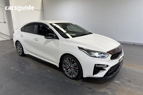 White 2019 Kia Cerato Sedan Gt (Turbo)