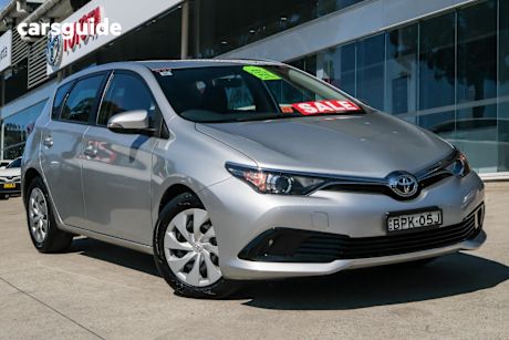 Silver 2017 Toyota Corolla Hatchback Ascent