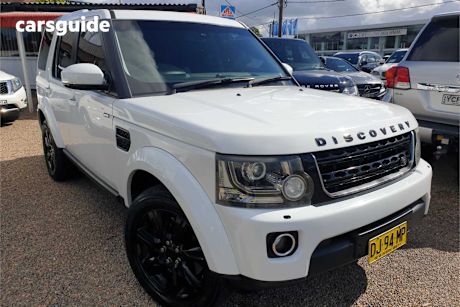 White 2016 Land Rover Discovery Wagon Sdv6 Se