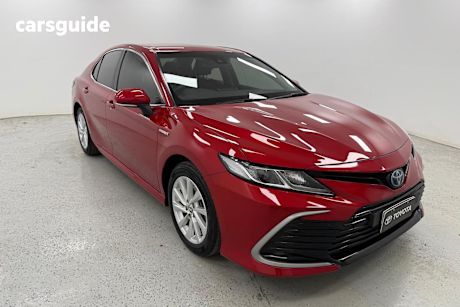 Red 2022 Toyota Camry Sedan ASCENT F