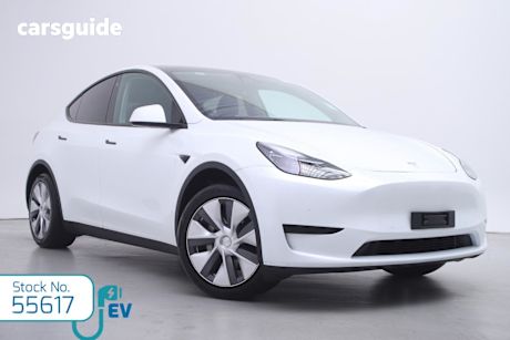 White 2022 Tesla Model Y Wagon Rear-Wheel Drive