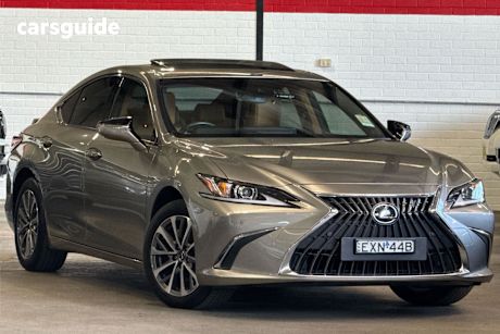 Silver 2023 Lexus ES Sedan ES300H LUXURY F