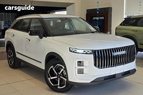 White 2025 Jaecoo J7 Wagon Core