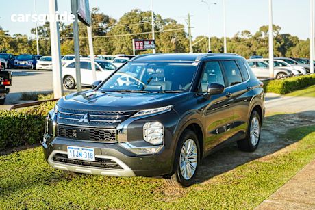 Grey 2024 Mitsubishi Outlander Wagon Ls 7 Seat (2Wd)