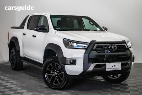 White 2023 Toyota Hilux Double Cab Pick Up Rogue (4X4)