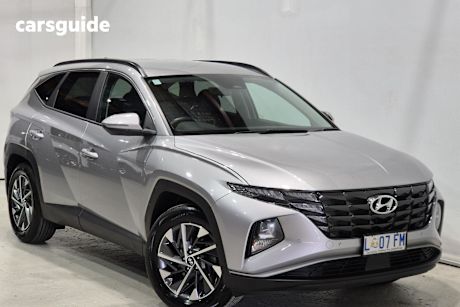Silver 2023 Hyundai Tucson SUV ELITE N LINE 4X4