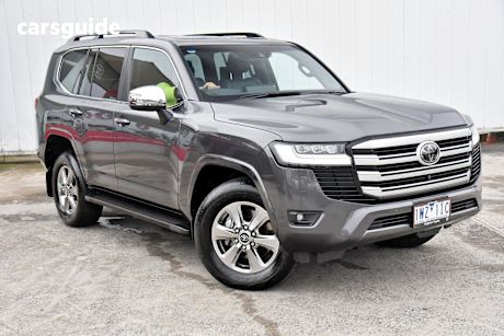 Grey 2022 Toyota Landcruiser SUV SAHARA 4X4