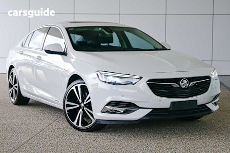 White 2019 Holden Calais Hatch V 4X4