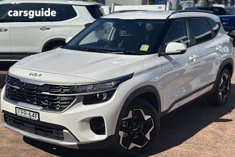 White 2025 Kia Seltos Wagon Sport+ (Fwd)