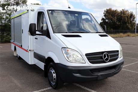 White 2009 Mercedes-Benz Sprinter Ute Tray 518CDI R