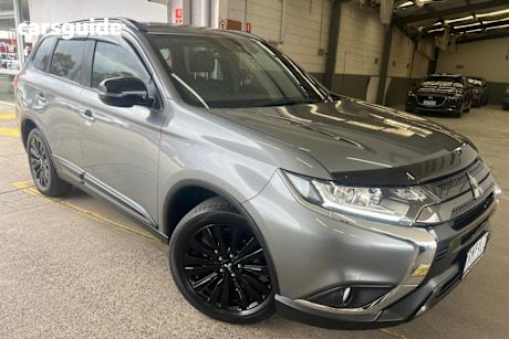 Grey 2020 Mitsubishi Outlander SUV BLACK EDITION F