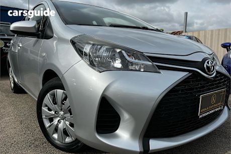 Silver 2016 Toyota Yaris Hatchback Ascent