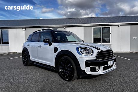 White 2017 Mini Countryman SUV COOPER F