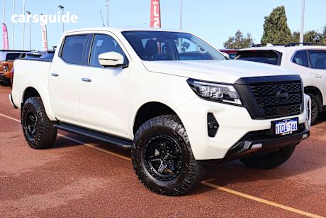 White 2021 Nissan Navara Ute Tray ST 4X4
