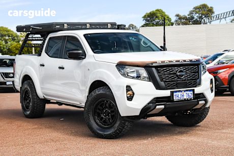 White 2021 Nissan Navara Ute Tray SL 4X4