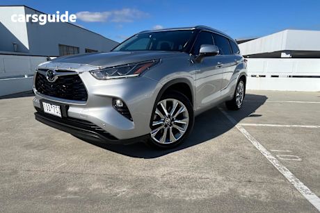 Silver 2021 Toyota Kluger SUV GRANDE 4X4