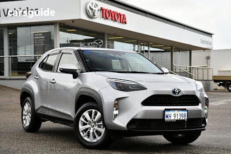 Silver 2023 Toyota Yaris Cross Wagon Gx Hybrid