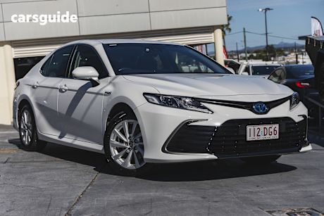 White 2021 Toyota Camry Sedan ASCENT F