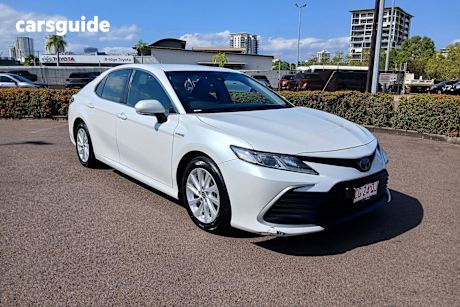White 2021 Toyota Camry Sedan ASCENT F