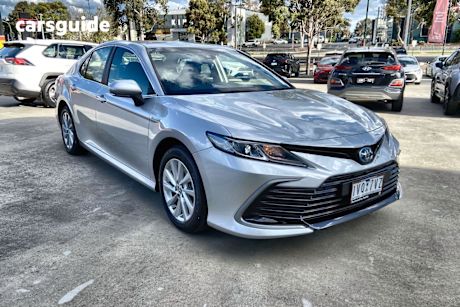 Silver 2022 Toyota Camry Sedan ASCENT F
