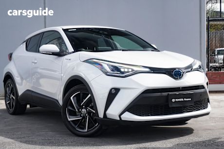 White 2022 Toyota C-HR SUV KOBA F