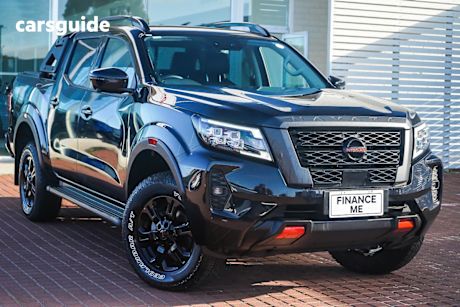 Black 2024 Nissan Navara Dual Cab Pick-up Pro-4X (4X4)
