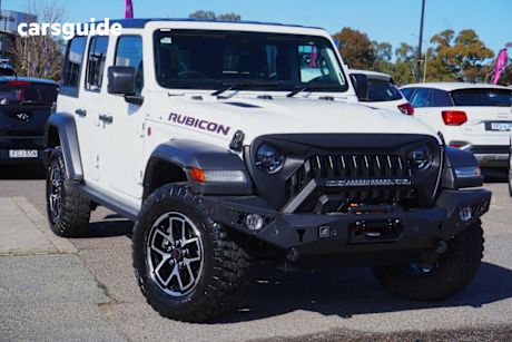White 2024 Jeep Wrangler Unlimited Hardtop Rubicon (4X4)