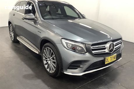 Silver 2017 Mercedes-Benz GLC250 Wagon