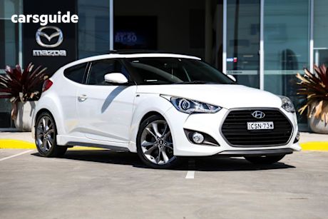White 2016 Hyundai Veloster Coupe Sr Turbo