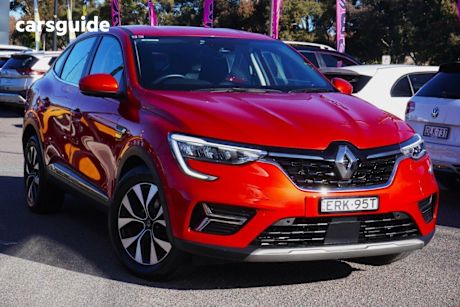 Red 2021 Renault Arkana Coupe Zen