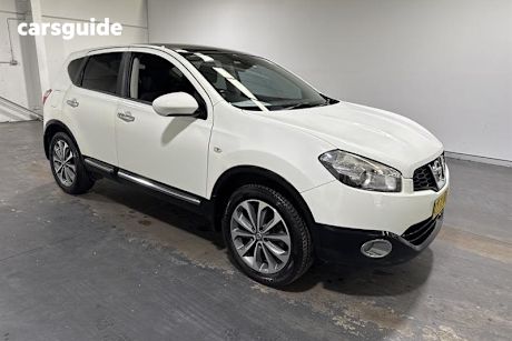 White 2011 Nissan Dualis Wagon Ti (4X4)