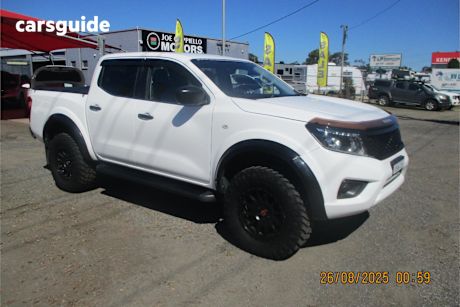 White 2019 Nissan Navara Dual Cab Pick-up Sl (4X4)