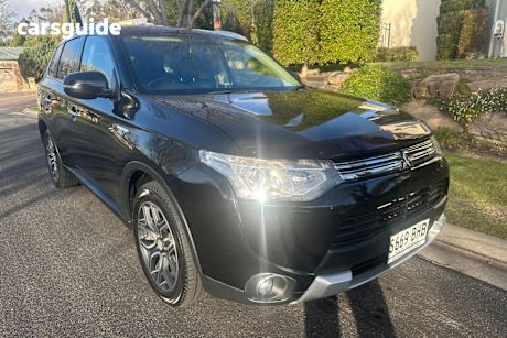 Black 2014 Mitsubishi Outlander Wagon Aspire Phev Hybrid