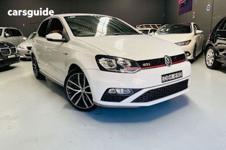 White 2015 Volkswagen Polo Hatchback Gti