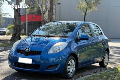 Blue 2009 Toyota Yaris Hatch
