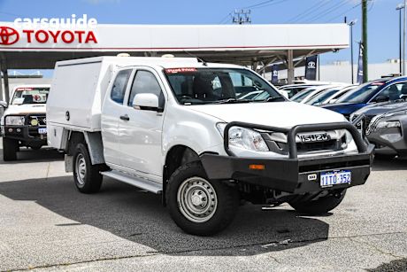 White 2016 Isuzu D-MAX Cab Chassis Sx (4X4)