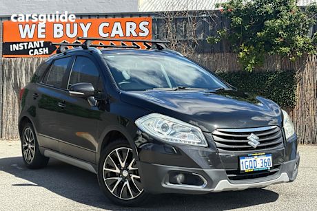 Black 2014 Suzuki S-Cross Hatch GLX
