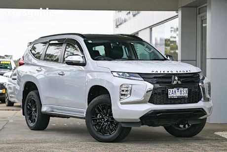 White 2023 Mitsubishi Pajero Sport SUV GSR 4X4
