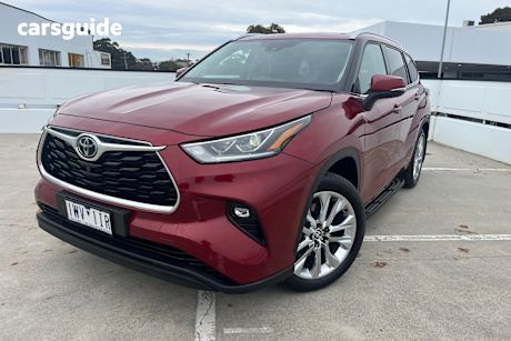 Red 2022 Toyota Kluger SUV GRANDE F