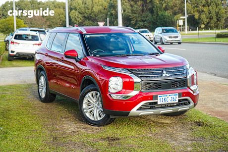 Red 2024 Mitsubishi Outlander Wagon Ls 7 Seat (2Wd)
