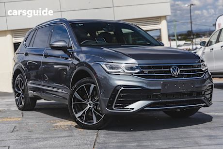 Grey 2024 Volkswagen Tiguan SUV 162TSI R-LINE 4WD